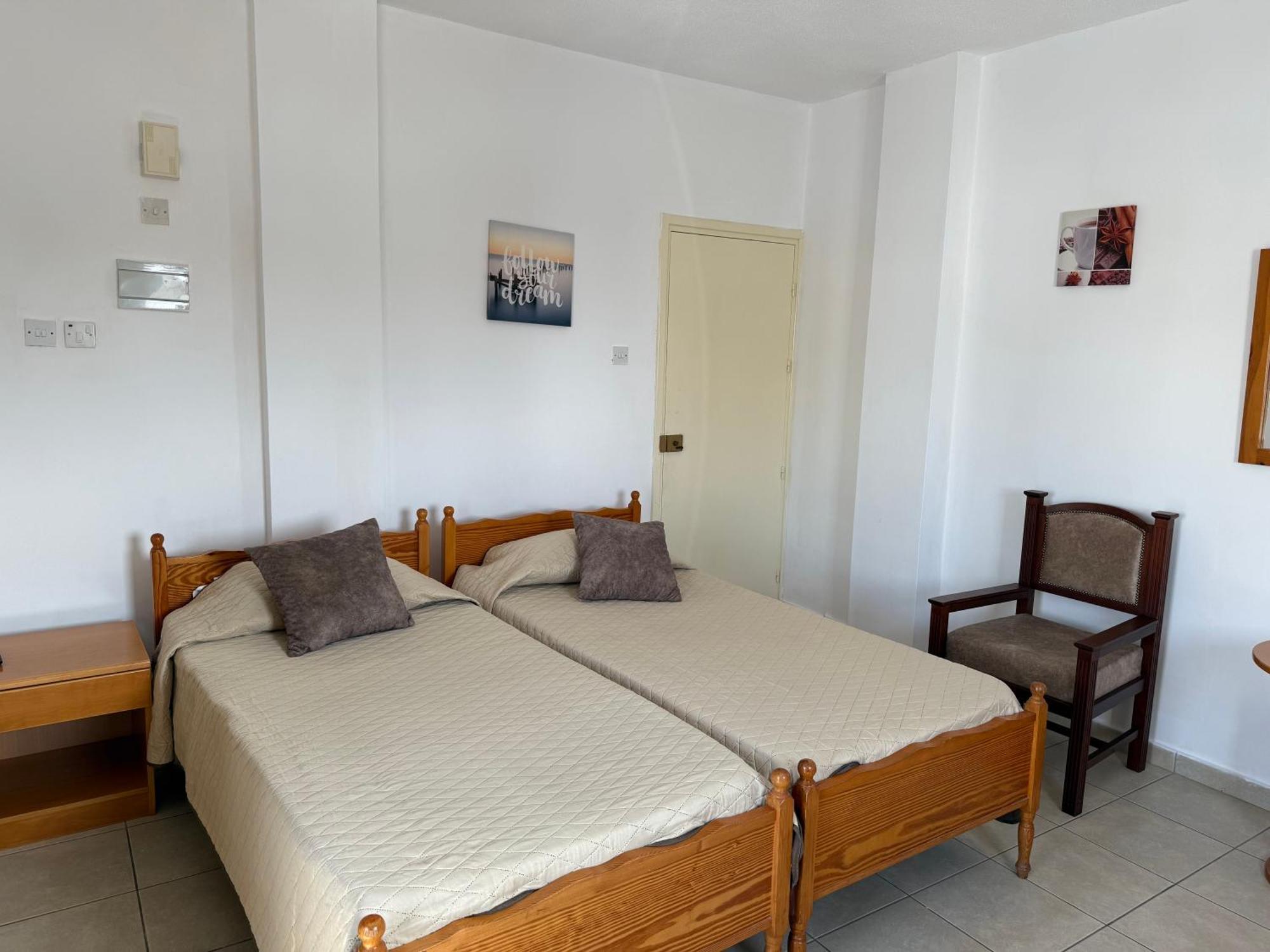Terpsithea Apartments Ajia Napa Zewnętrze zdjęcie